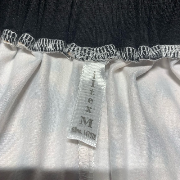 Iltex 🆕 Leopard pocketed Shorts 🩳 - Picture 2 of 2